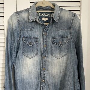 Women’s M MADEWELL denim shirt